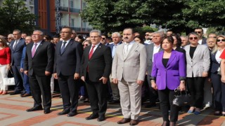 Nazilli’de 19 Mayıs Coşkusu: Kutlamalar Atatürk Anıtı’nda Başladı, Stadyumda Devam Etti