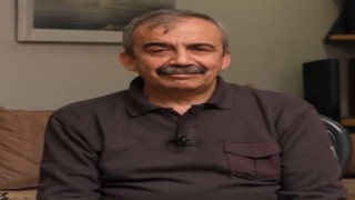 Sırrı Süreyya Önder Hayatını Kaybetti