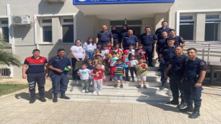 Sultanhisar'da jandarma ekipleri minikleri ağırladı