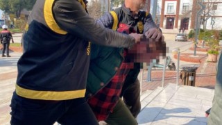 Cinayetin ardından evden elleri cebinde çıkan zanlıya müebbet hapis cezası verildi