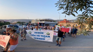 Didim Akbük’te Binlerce Kişi Zeytin Yasasına Karşı Yürüdü
