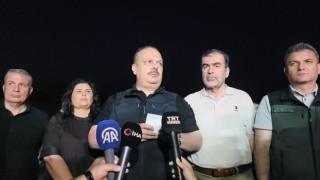 Gece görüşlü helikopterler gece boyunca yangına müdahale edecek