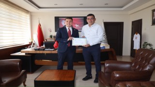 Kaymakam Gündoğdu'dan örnek muhtara teşekkür belgesi