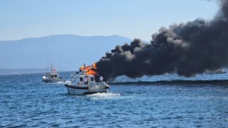 Çeşme Dalyan Marina’da yat yangını