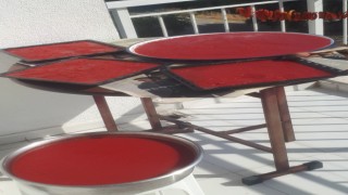 Aydın’da balkonlar kırmızıya boyandı