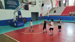 Yaz Spor Okulları ile gençler spor dolu bir yaz geçiriyor