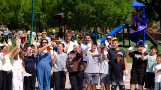 Kuyucak'ta öğrencilerden "Yeşil Vatan, Okulum Geleceğe Çare" projesine destek