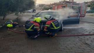 Otomobil seyir halindeyken alev aldı