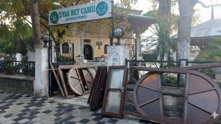 Söke'nin Tarihi Koca Camii'nde yenileme çalışması