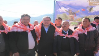 CHP’Lİ EVRİM KARAKOZ’DAN DEVE GÜREŞİ FESTİVALLERİ İÇİN ÇAĞRI