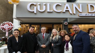 Gülcan DRN Hair Make Up Saloon Görkemli Açılışla Kapılarını Açtı