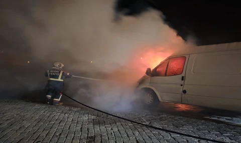 Çine’de Korku Dolu Anlar: Minibüs Alev Alev Yandı