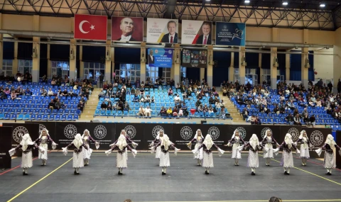 BAŞKAN ÇERÇİOĞLU’NUN DESTEKLERİYLE AYDIN BÜYÜKŞEHİR BELEDİYESPOR’DAN HALK OYUNLARINDA BİRİNCİLİK