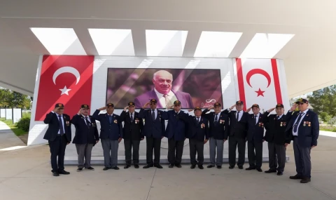 Didimli Kıbrıs Gazileri 52 yıl sonra yavru vatanda