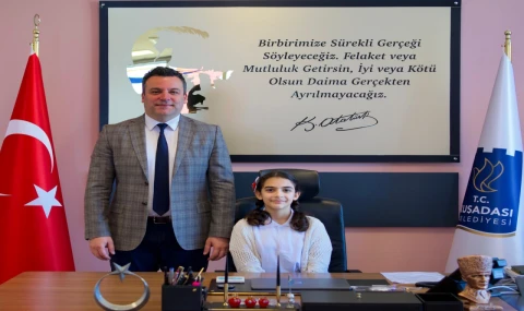 KUŞADASI BELEDİYESİ 23 NİSAN GELENEĞİNİ BU YIL DA DEVAM ETTİRDİ