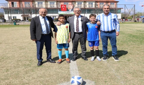 Nazilli’de 23 Nisan coşkusu futbol turnuvasıyla başladı