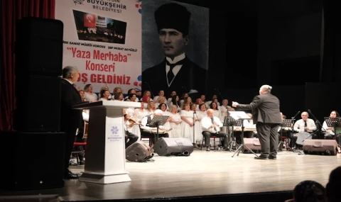 BAŞKAN ÇERÇİOĞLU SEVİLEN ŞARKILARI AYDINLILAR İLE BULUŞTURDU