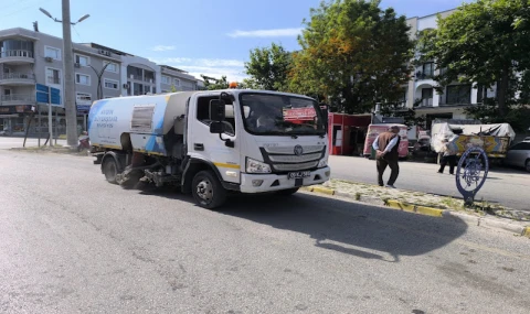 BAŞKAN ÇERÇİOĞLU'NDAN DİDİM VE KUŞADASI’NDA BAYRAM ÇALIŞMASI