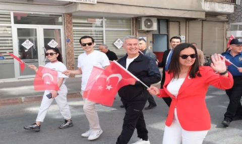 Buharkent’te 19 Mayıs Coşkusu Yürüyüşle Başladı