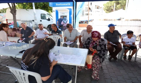 BAŞKAN ÇERÇİOĞLU AĞIZ VE DİŞ SAĞLIĞI HİZMETLERİNİ UMURLU MAHALLESİ’NDE VATANDAŞLARLA BULUŞTURDU