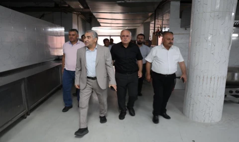 ADÜ Rektörü Kent, merkez yemekhanesinde incelemelerde bulundu