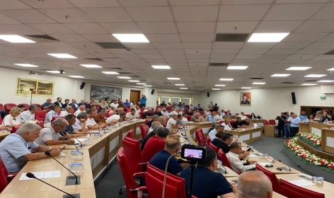 Büyükşehir Meclisi’ne ‘ilaçlama’ konusu damga vurdu