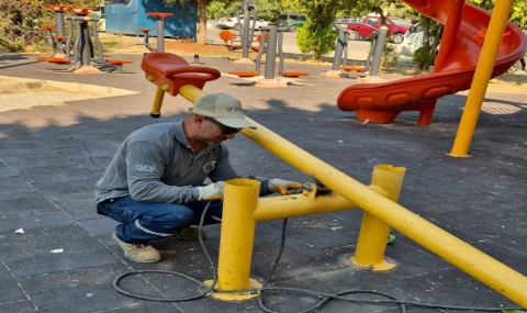 DİDİM BELEDİYESİ'NDEN PARKLARDA YENİLEME ÇALIŞMASI