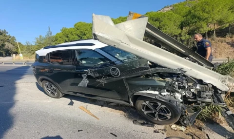 Söke’de otomobil bariyere çarptı: 1 yaralı
