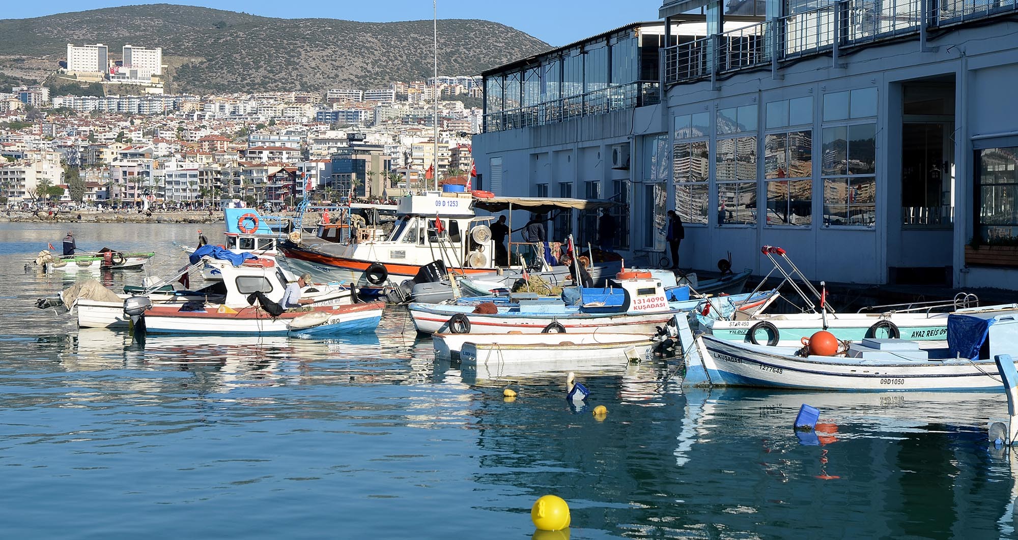 Başkan Günel’den balıkçılara malzeme desteği.