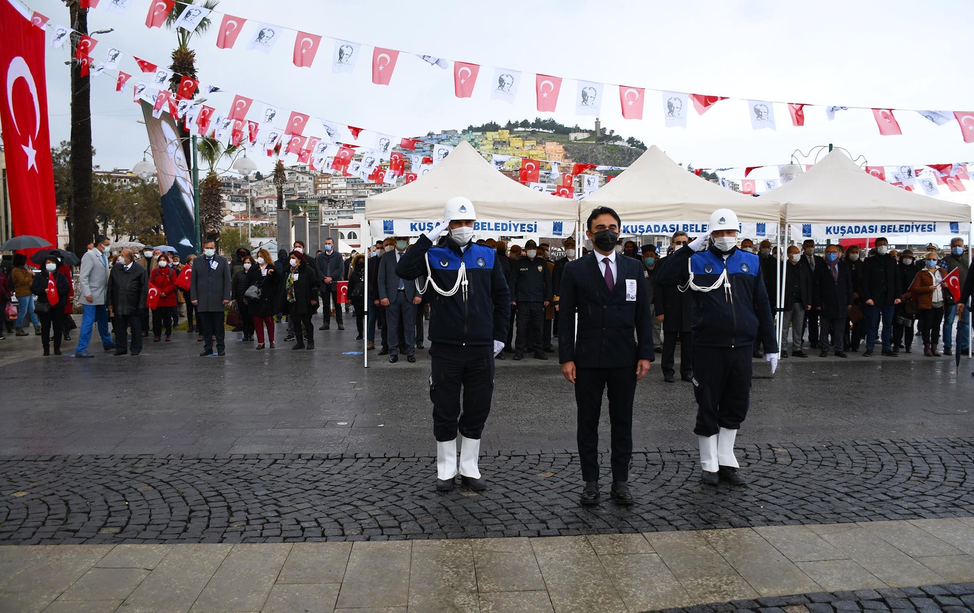 Çanakkale Zaferi Kuşadası'nda kutlandı