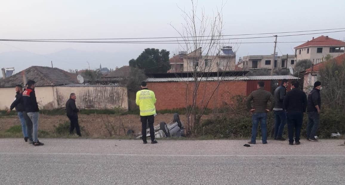 Taklalar atan araçtan sağ kurtuldular