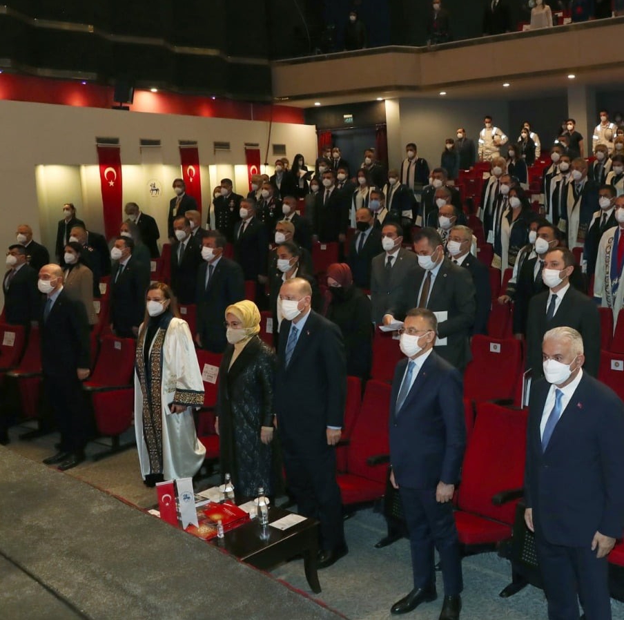 Rektör Aldemir İzmir'de Uluslararası Göç Konferansı'na katıldı