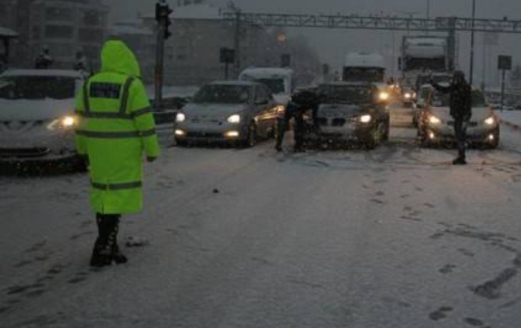 Kar Nedeniyle Kapanan Beydağ-Nazilli Kara Yolu, Yapılan Çalışma İle Açıldı