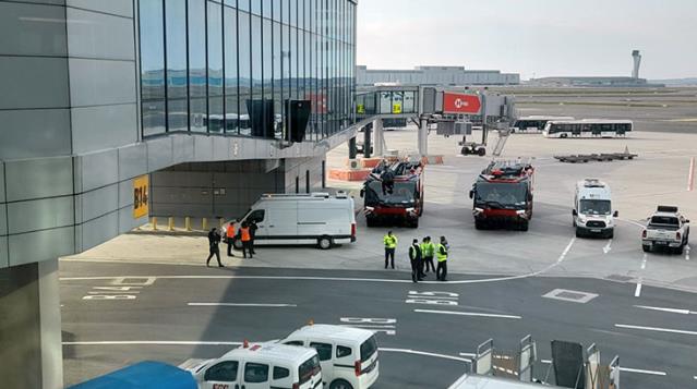 Uçakta Bomba İhbarı Asılsız Çıktı